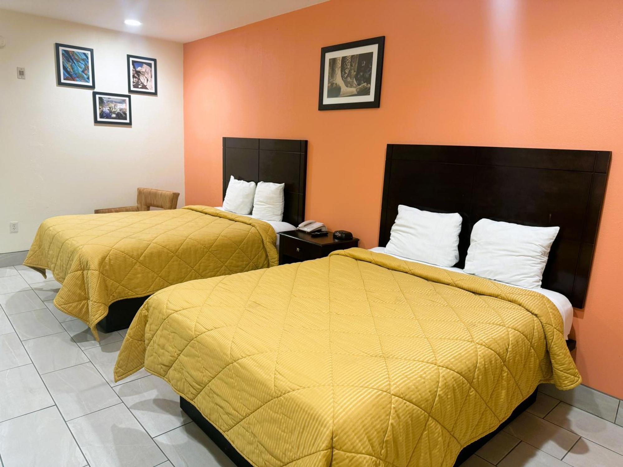 Pecan Valley Inn & Suites سان أنطونيو المظهر الخارجي الصورة